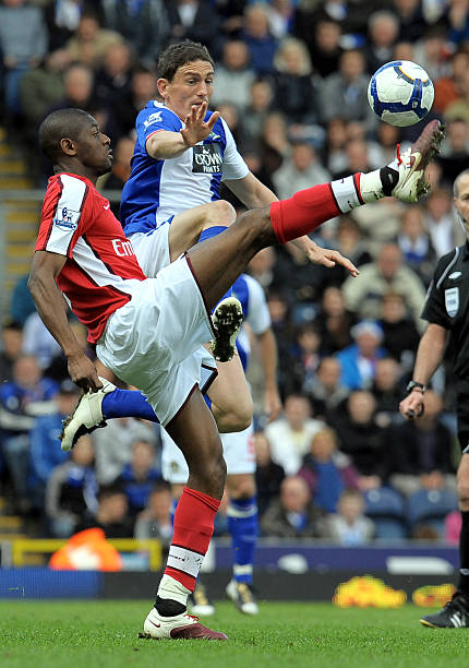 队在教练索 队在教练索