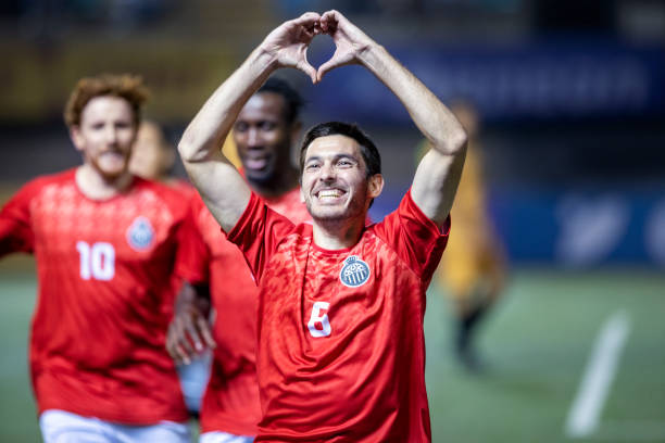 了众多赞许 了众多赞许