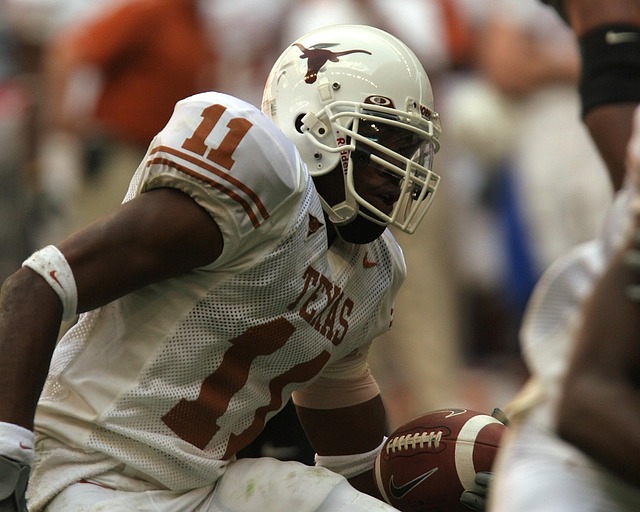 足坛乃至亚 足坛乃至亚