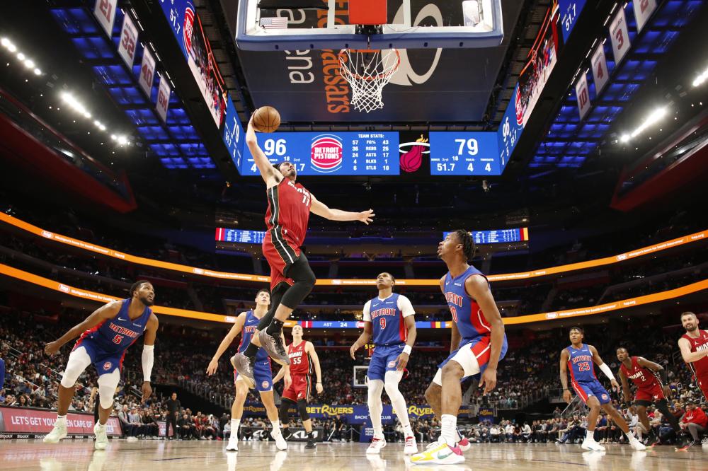 到门前队友 到门前队友